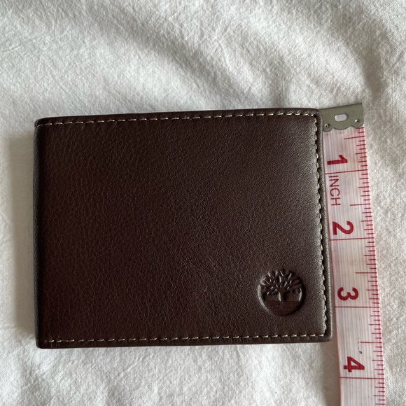 Timberland Men’s Brown Genuine Leather Bifold Passcase Wallet NWOT - Picture 3 of 8